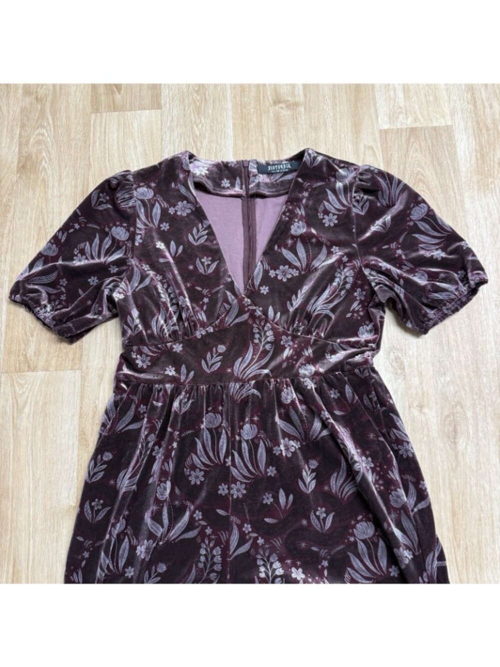 DISTURBIA VELOUR JUMPSUIT SNAKE FOIL FLORAL PRINT SIZE 8 WHIMSIGOTH POCKETS - Picture 3 of 12
